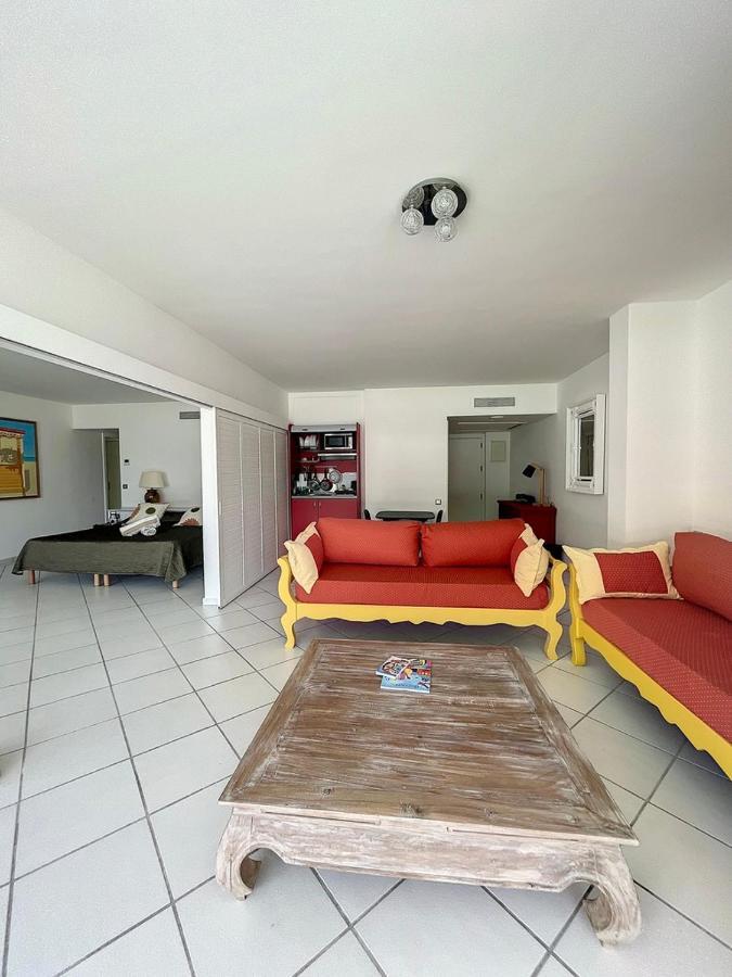 Le Domaine Anse Marcel Beach Resort Bagian luar foto