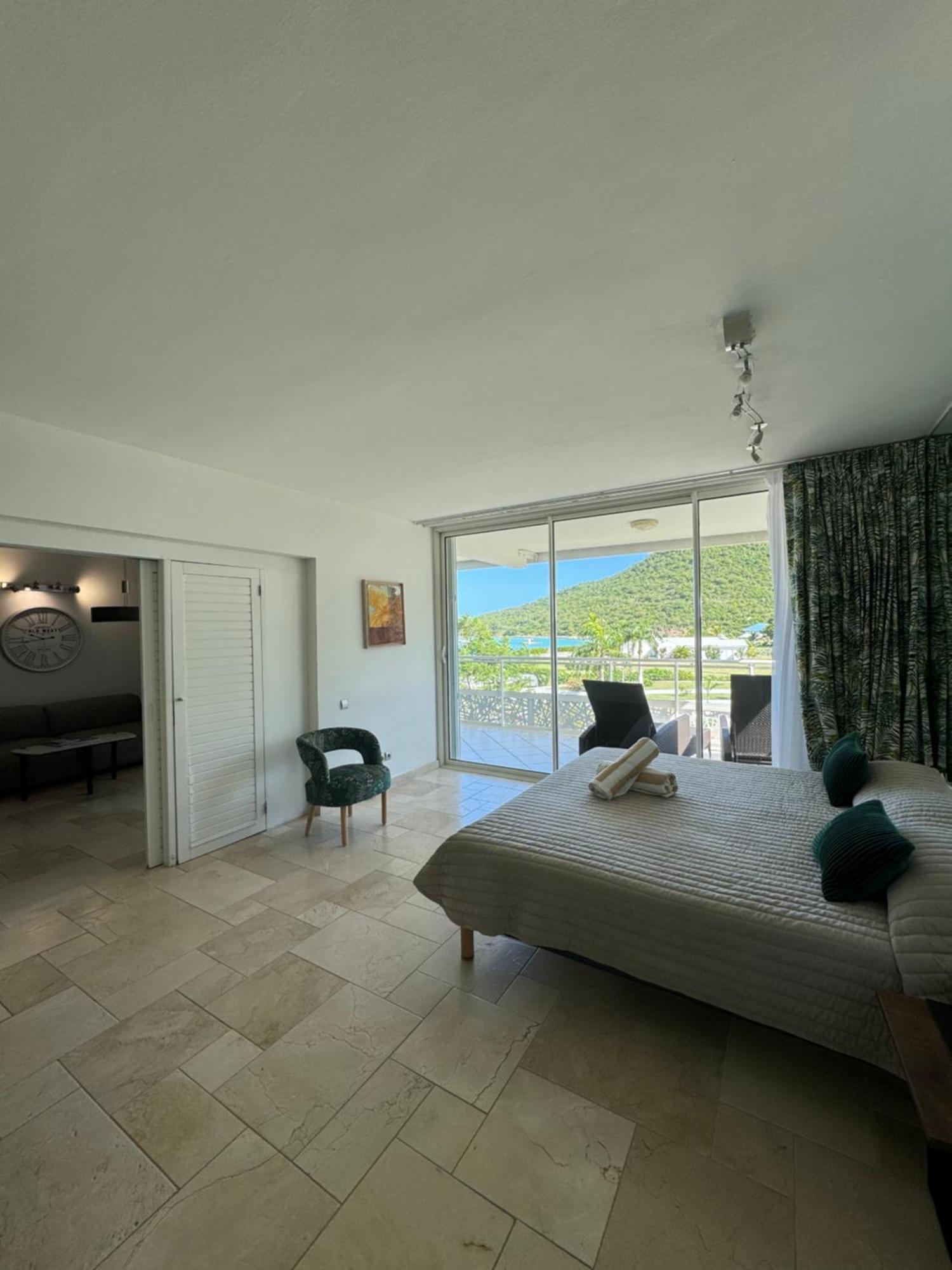 Le Domaine Anse Marcel Beach Resort Bagian luar foto